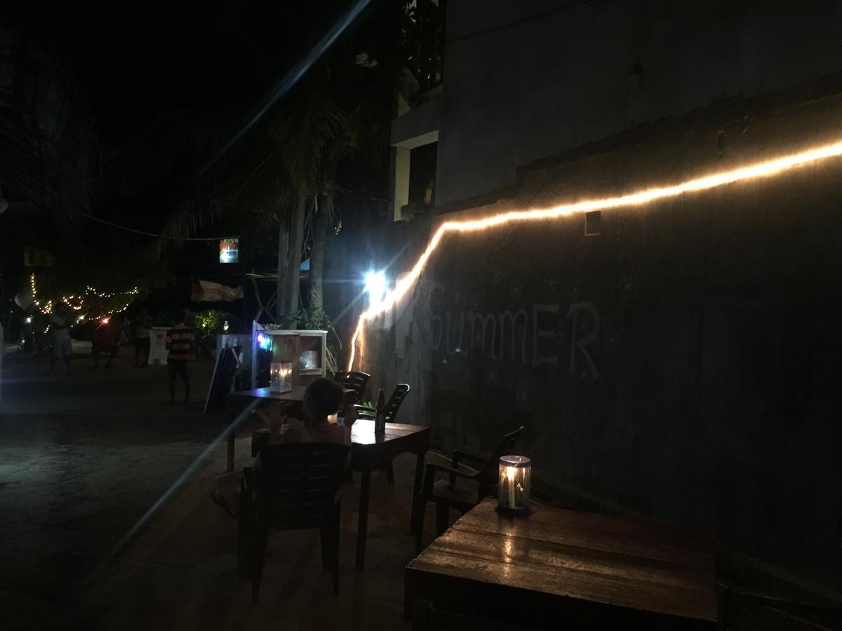 Sea Side Guest House Tangalle Esterno foto